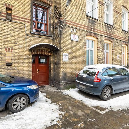 Przytulne Studia Very Berry W Poznaniu Blisko Parku By Noclegi Renters エクステリア 写真
