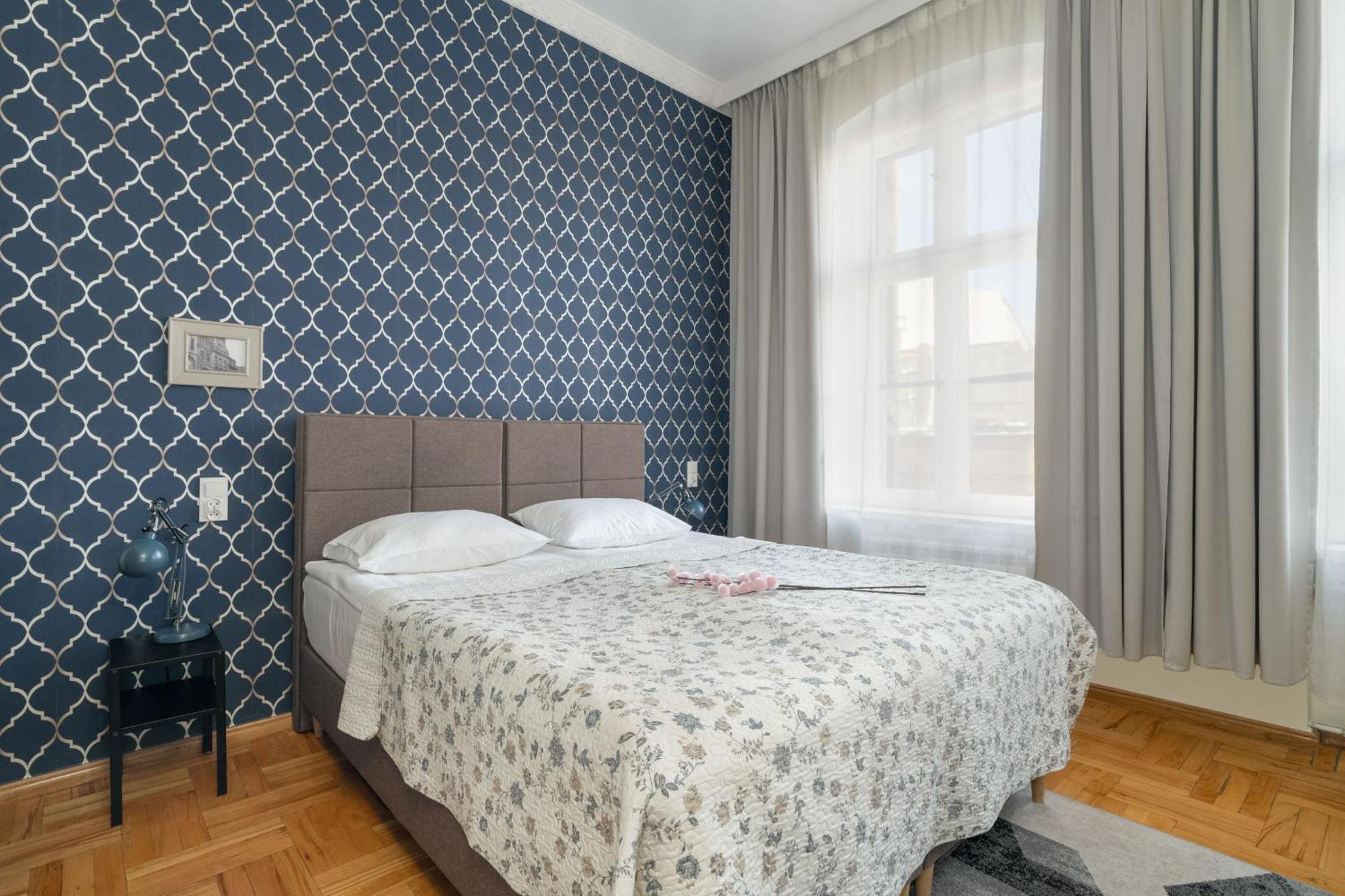 Przytulne Studia Very Berry W Poznaniu Blisko Parku By Noclegi Renters エクステリア 写真